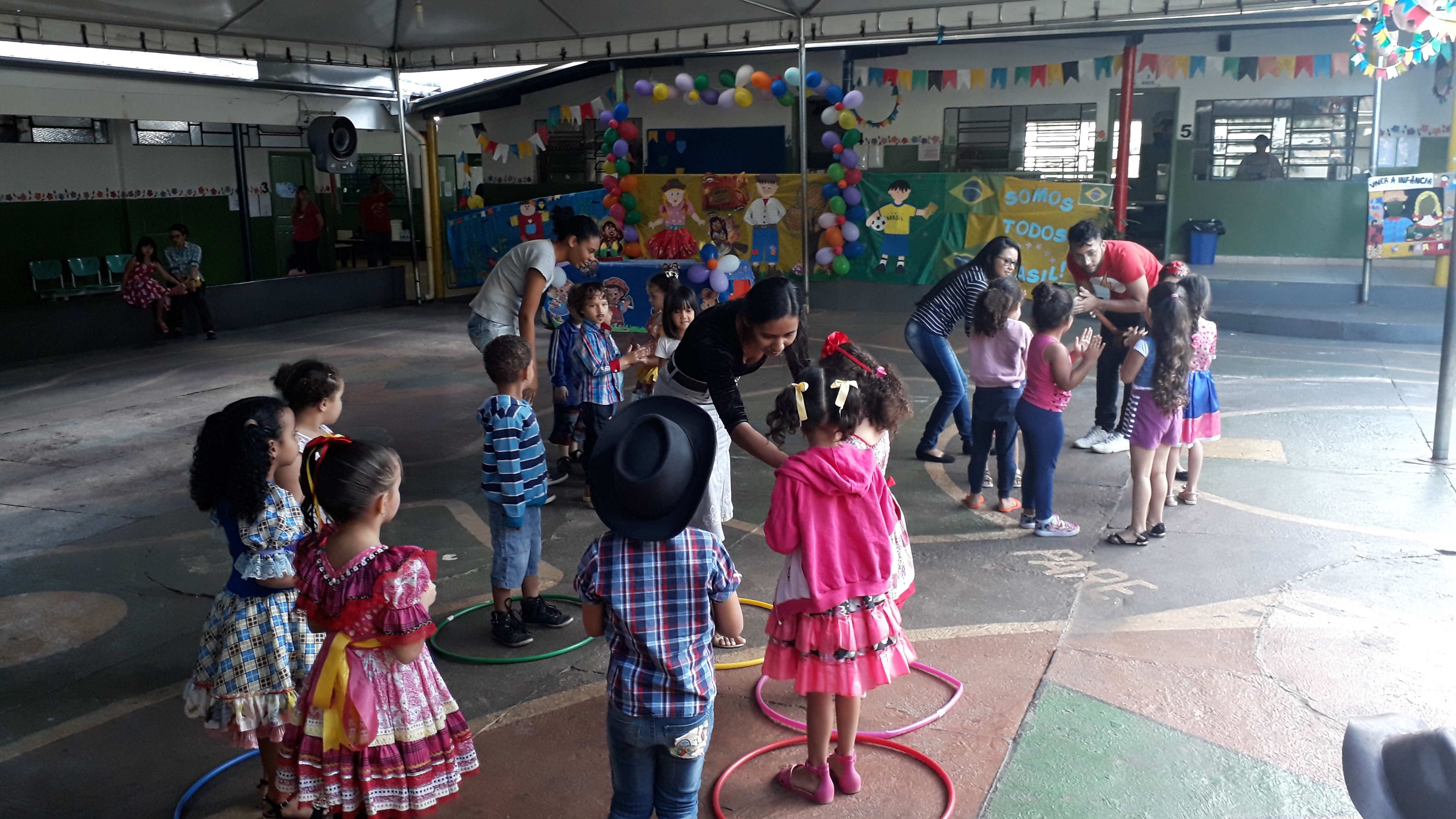 Projeto de extensão foi desenvolvido junto às crianças de 2 a 5 anos do CMEI Viver a Infância, localizado no setor Leste Vila Nova, em Goiânia.